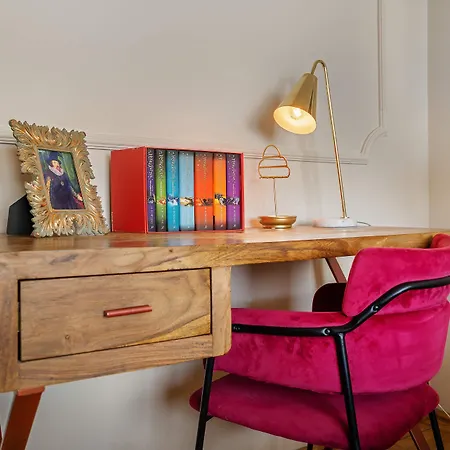 Holt - Gryffindor Tower 부쿠레슈티