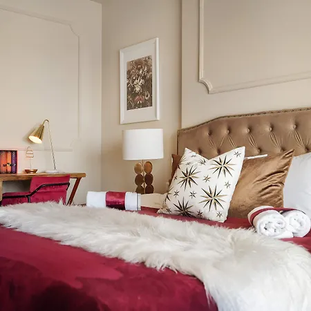 度假居 Holt - Gryffindor Tower 布加勒斯特