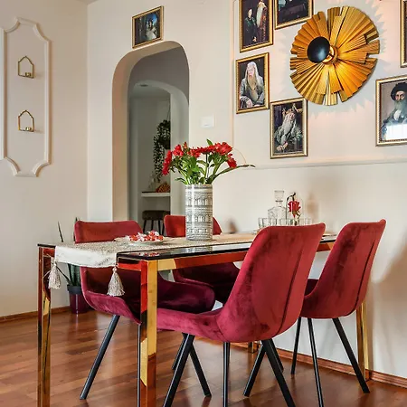 Holt - Gryffindor Tower * Bukarest