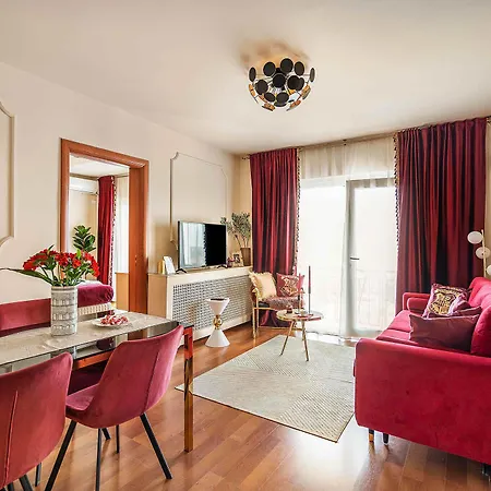 Holt - Gryffindor Tower *