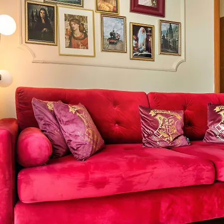 Holt - Gryffindor Tower * 布加勒斯特