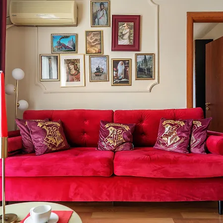 Holt - Gryffindor Tower Bukareszt