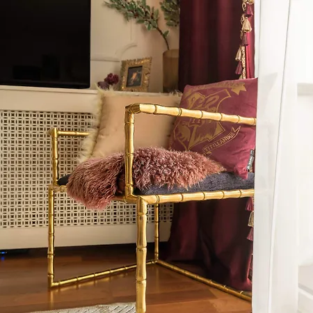 Dom wakacyjny Holt - Gryffindor Tower Bukareszt