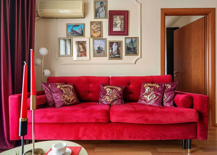 Holt - Gryffindor Tower